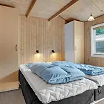 Stunning In With Sauna Nyaraló *