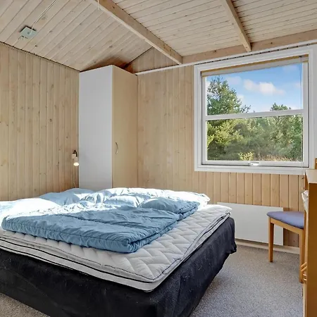 Feriehus Stunning In With Sauna