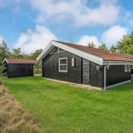 Holiday home Stunning In With House A Panoramic View Fjerritslev