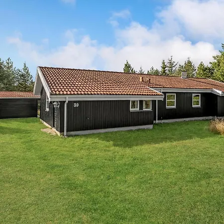 Stunning In With Sauna Fjerritslev